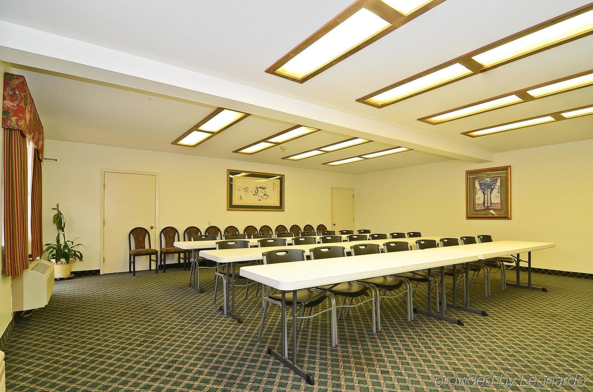 American Inn-Sealy Business photo