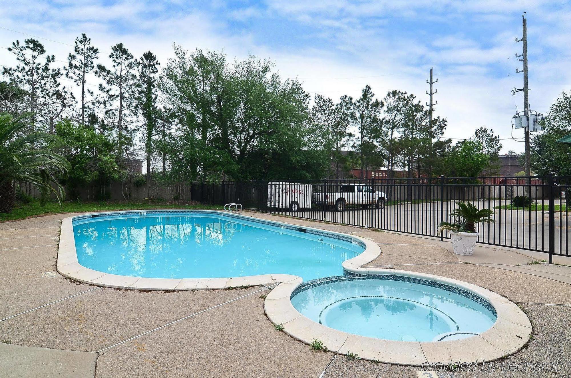 American Inn-Sealy Facilities photo